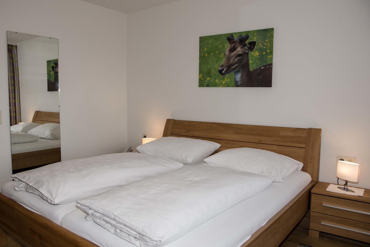 Hotel Daneu Nueziders ภายนอก รูปภาพ