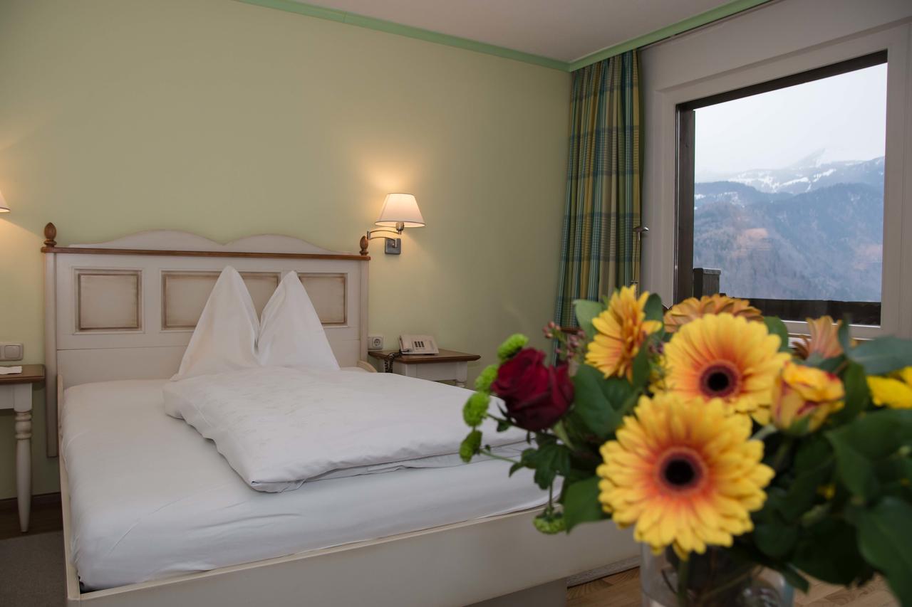 Hotel Daneu Nueziders ภายนอก รูปภาพ