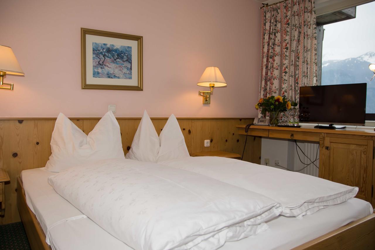 Hotel Daneu Nueziders ภายนอก รูปภาพ